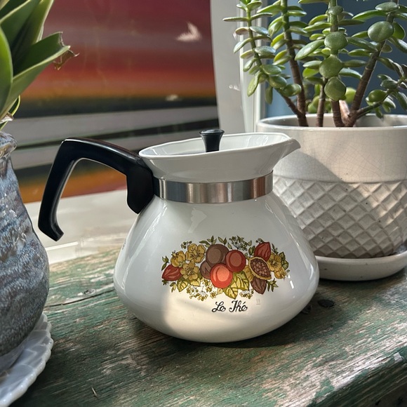 Corningware White Floral Teapot with Black Handle and Silver Lid - Picture 3 of 14